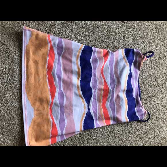 Lululemon athletic top - Picture 2 of 3